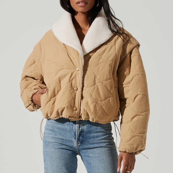 Astr Jackets & Blazers - ASTR the Label Nadine Faux Shearling Trim Quilted Jacket